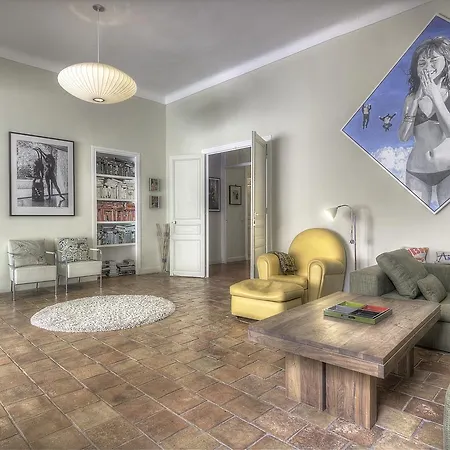 Livia Croisette Hoche 25h Appartement *